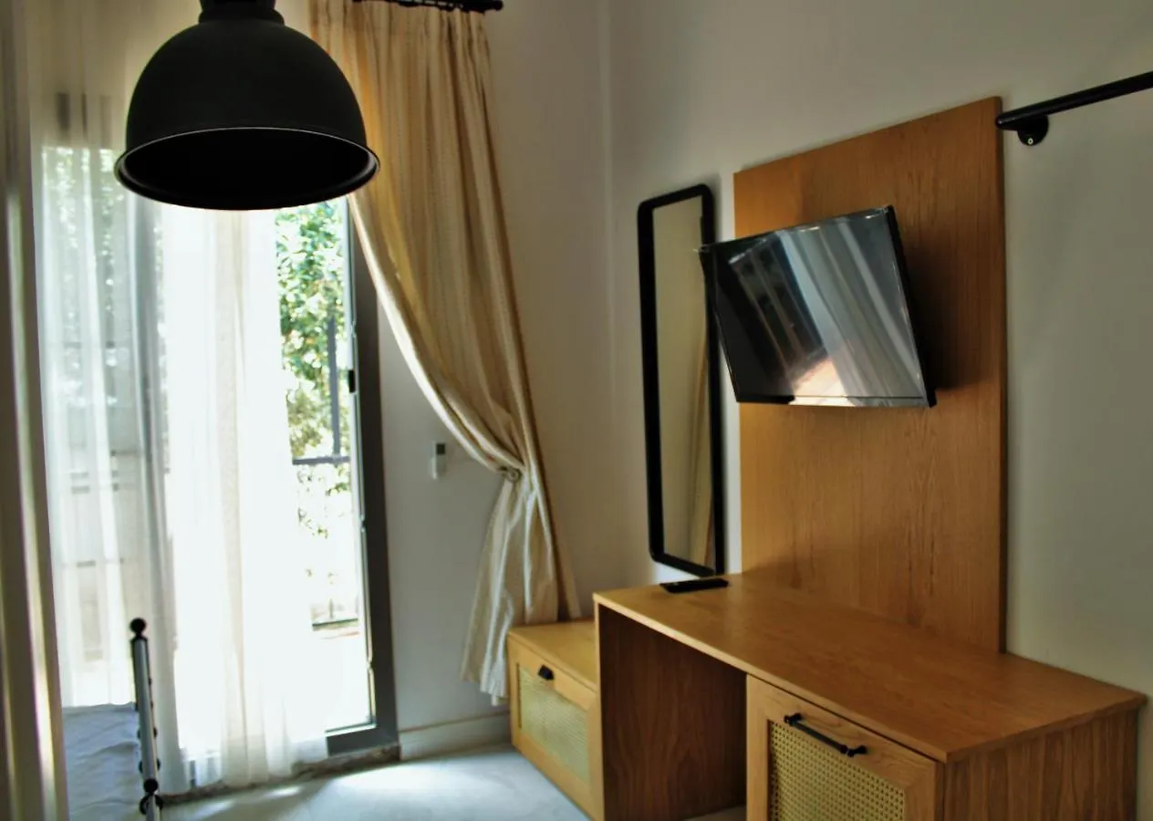 Akkum Beach Otel Seferihisar Bed and breakfast